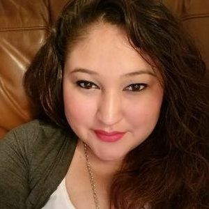 Meet your Posher, Mayra
